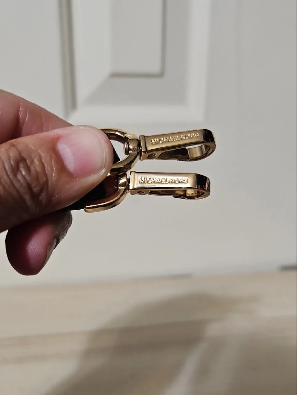 Michael Kors 23 strap